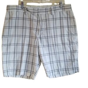 Chase Edward Golf Shorts White Sz 38
